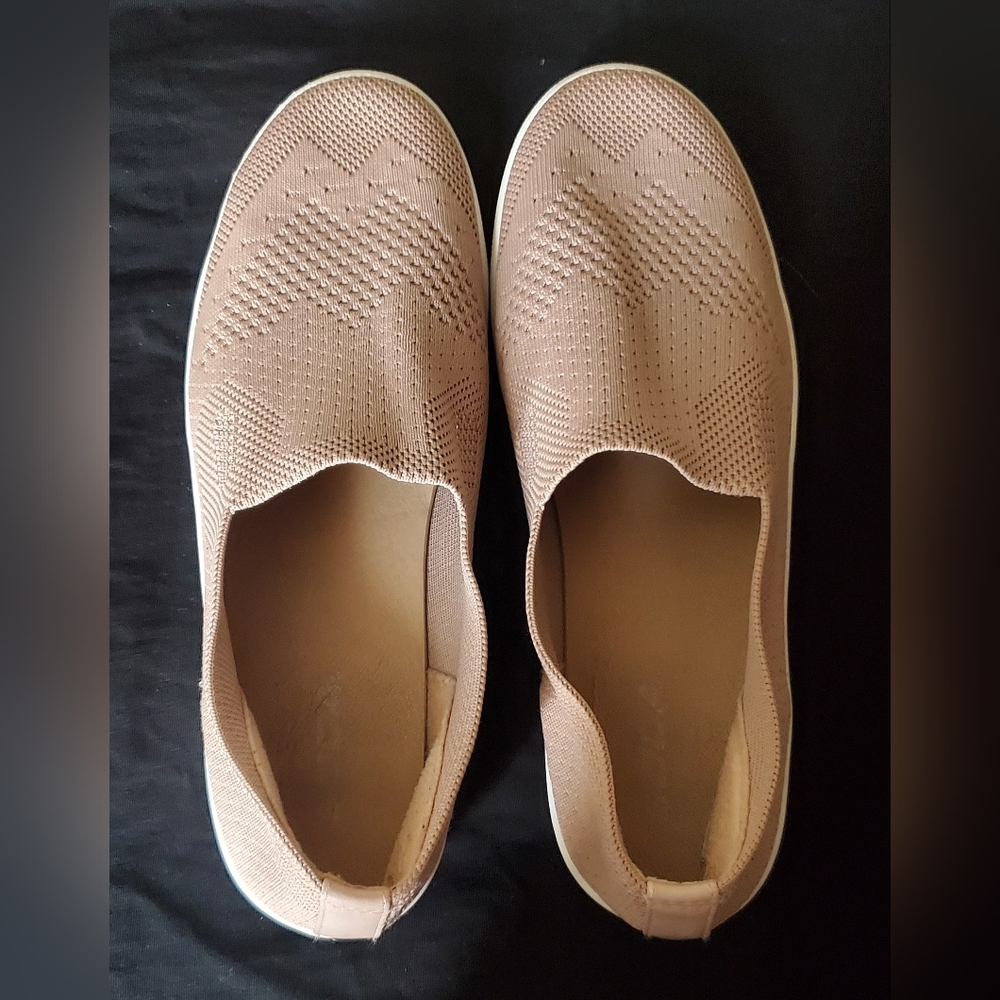SODA (EUC)Women's Blush Pink Slip-On Shoes